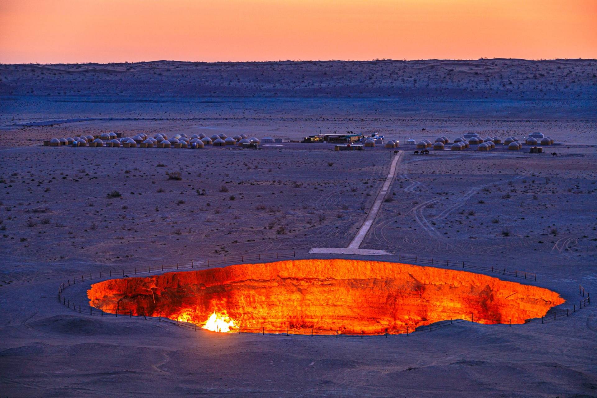 2 Day Turkmenistan Tour from Khiva to Darvaza Gas Crater G1I fbUbkAAXsMG 1
