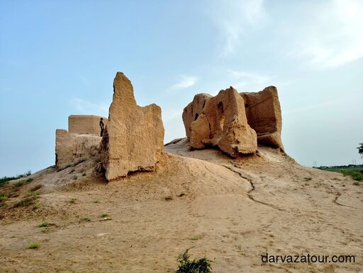 Ruins of Small Kyz Kala fortress in ancient Merv, Turkmenistan – centuries-old mud-brick walls under blue sky, UNESCO World Heritage site