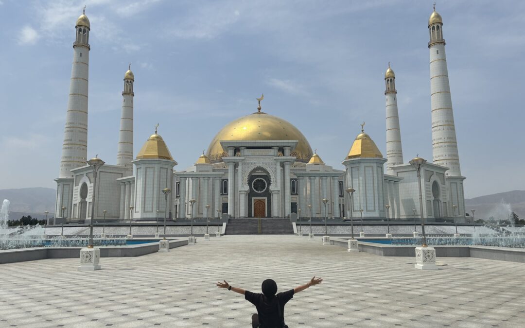 3-Day Turkmenistan Tour from Ashgabat to Khiva via Darvaza & Kunya-Urgench