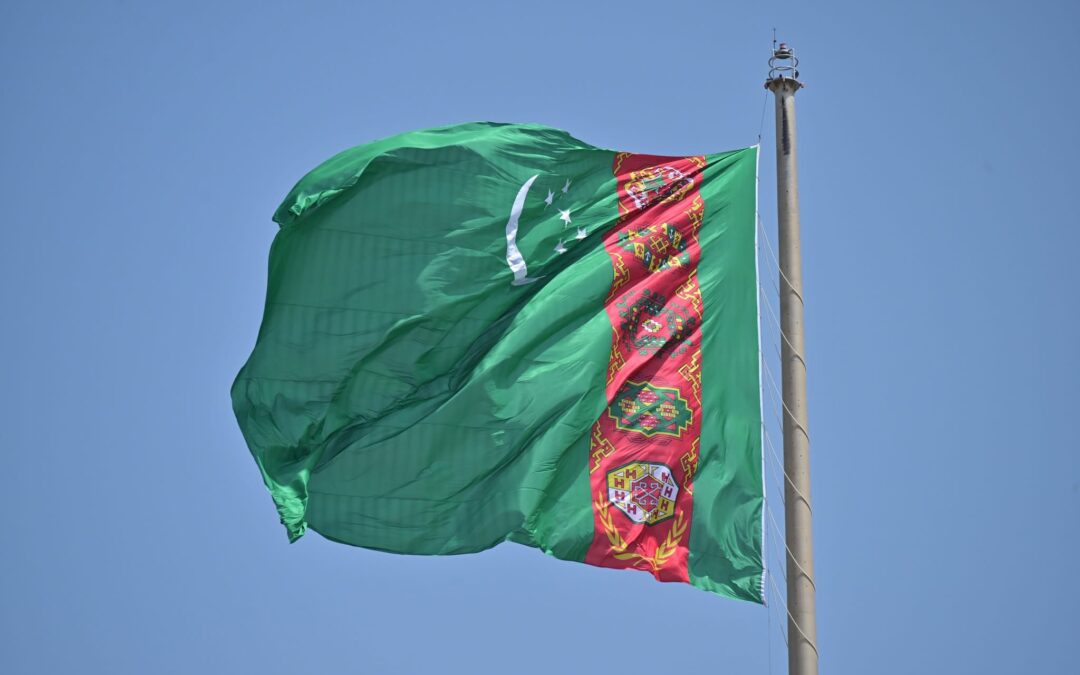 5-Day Turkmenistan Tour from Bukhara to Ashgabat: Merv & Darvaza