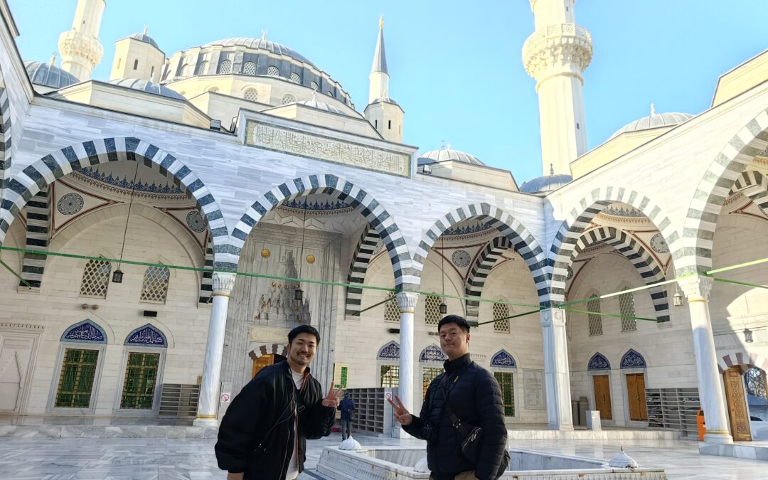 5-Day Turkmenistan Tour from Ashgabat to Khiva: Merv, Gonur Depe & Darvaza