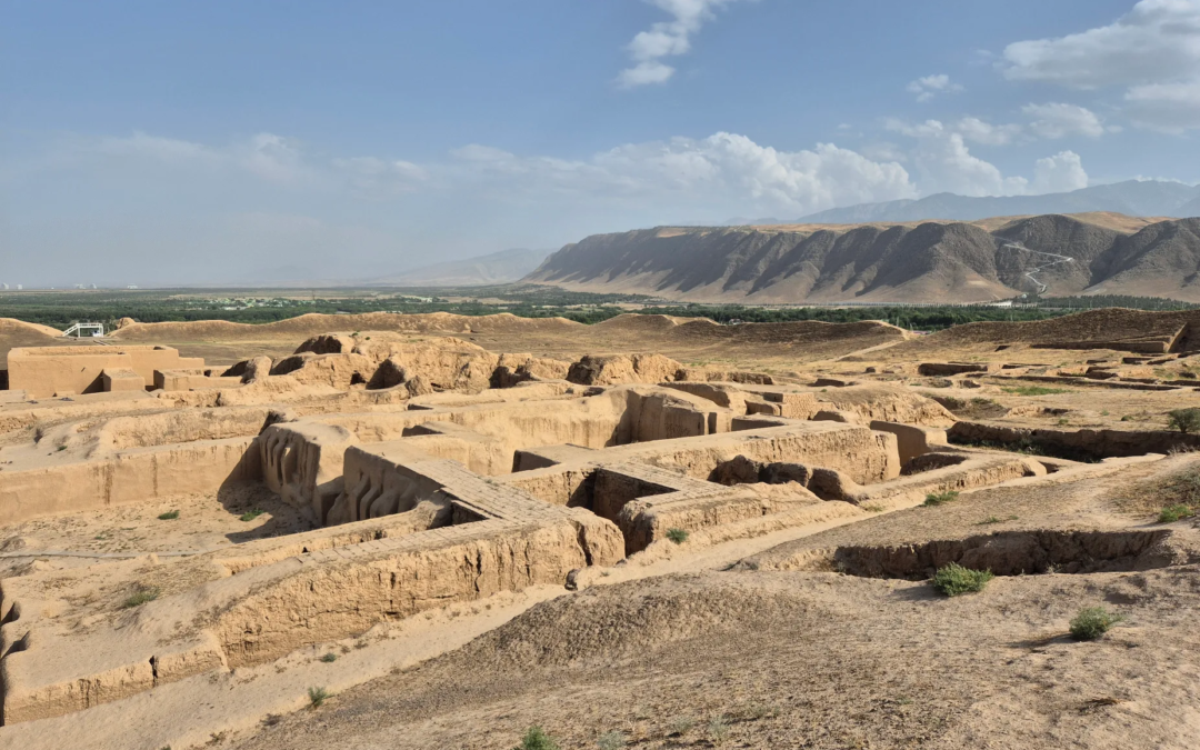 4-Day Turkmenistan Tour from Ashgabat: Yangykala Canyon & Merv