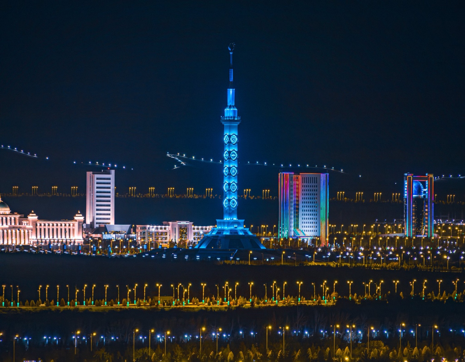 Turkmenistan Tour with Darvaza Tour Turkmenbashy Mosque in Ashgabat City tour Fujji Group 6 pax