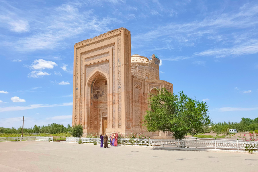 turabek khanum1